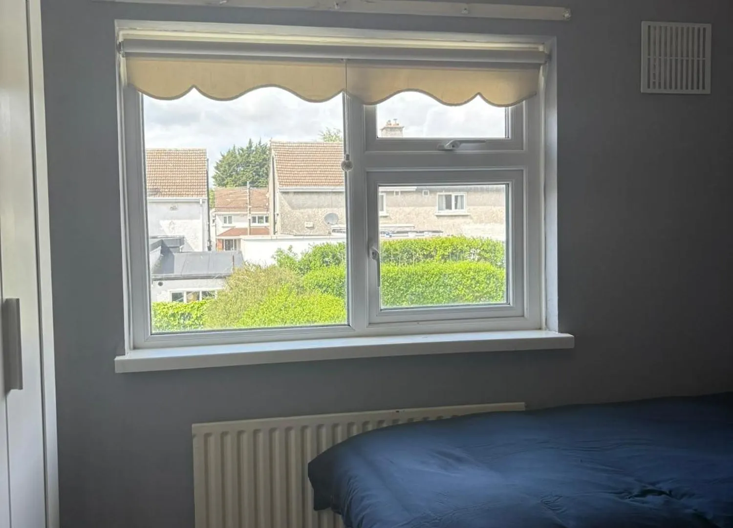 Superb Triple Room Near Airport - 4 Dublin 0*,