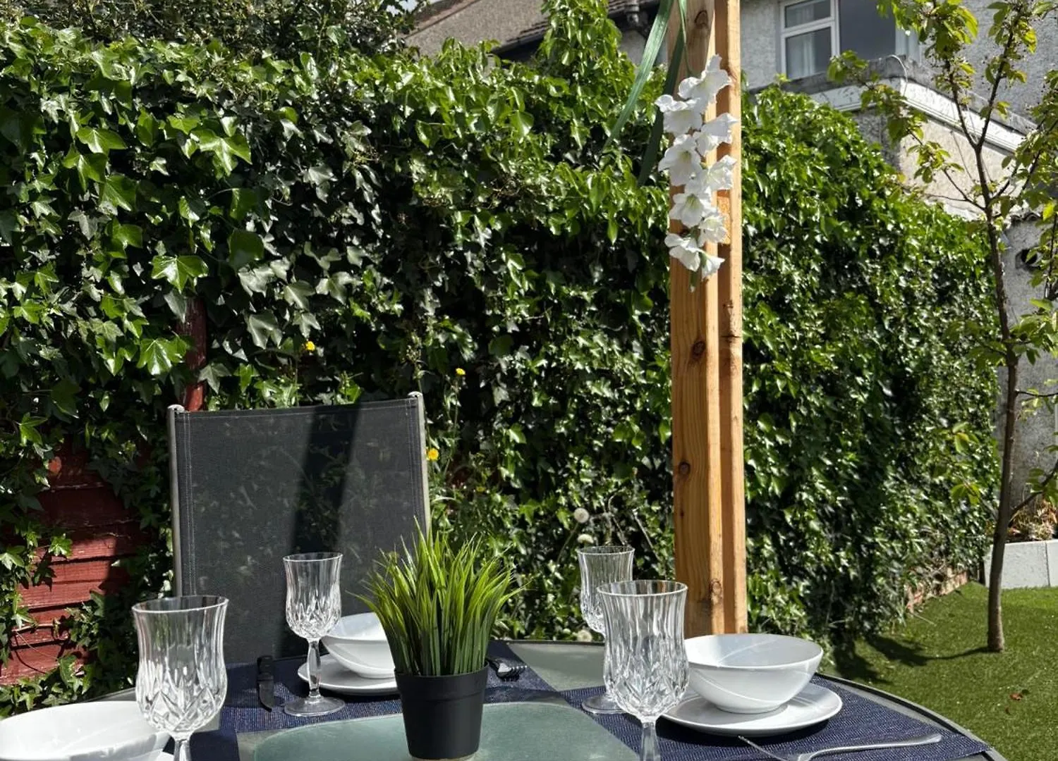 Superb Triple Room Near Airport - 4 Dublin