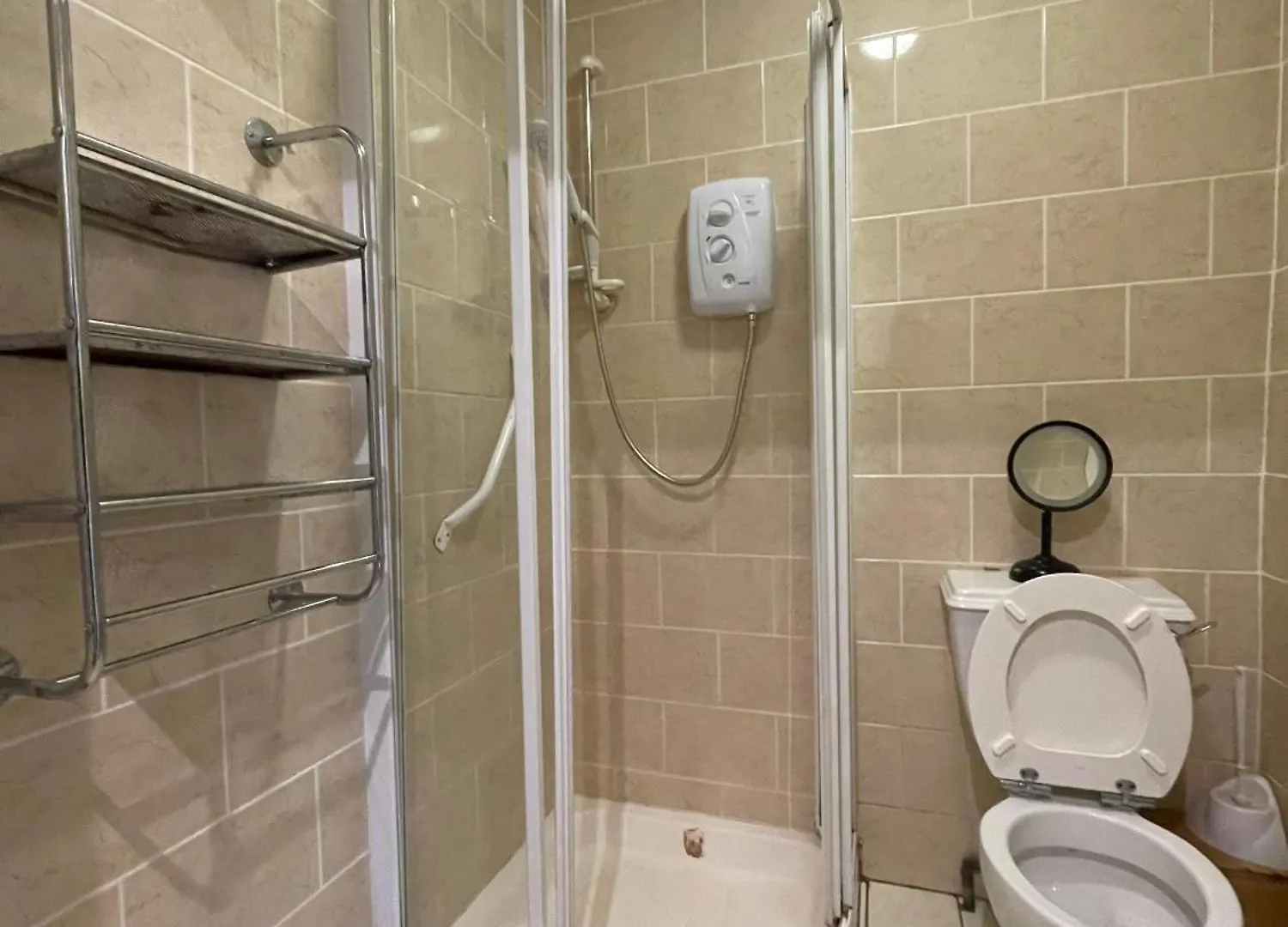 Superb Triple Room Near Airport - 4 Dublin
