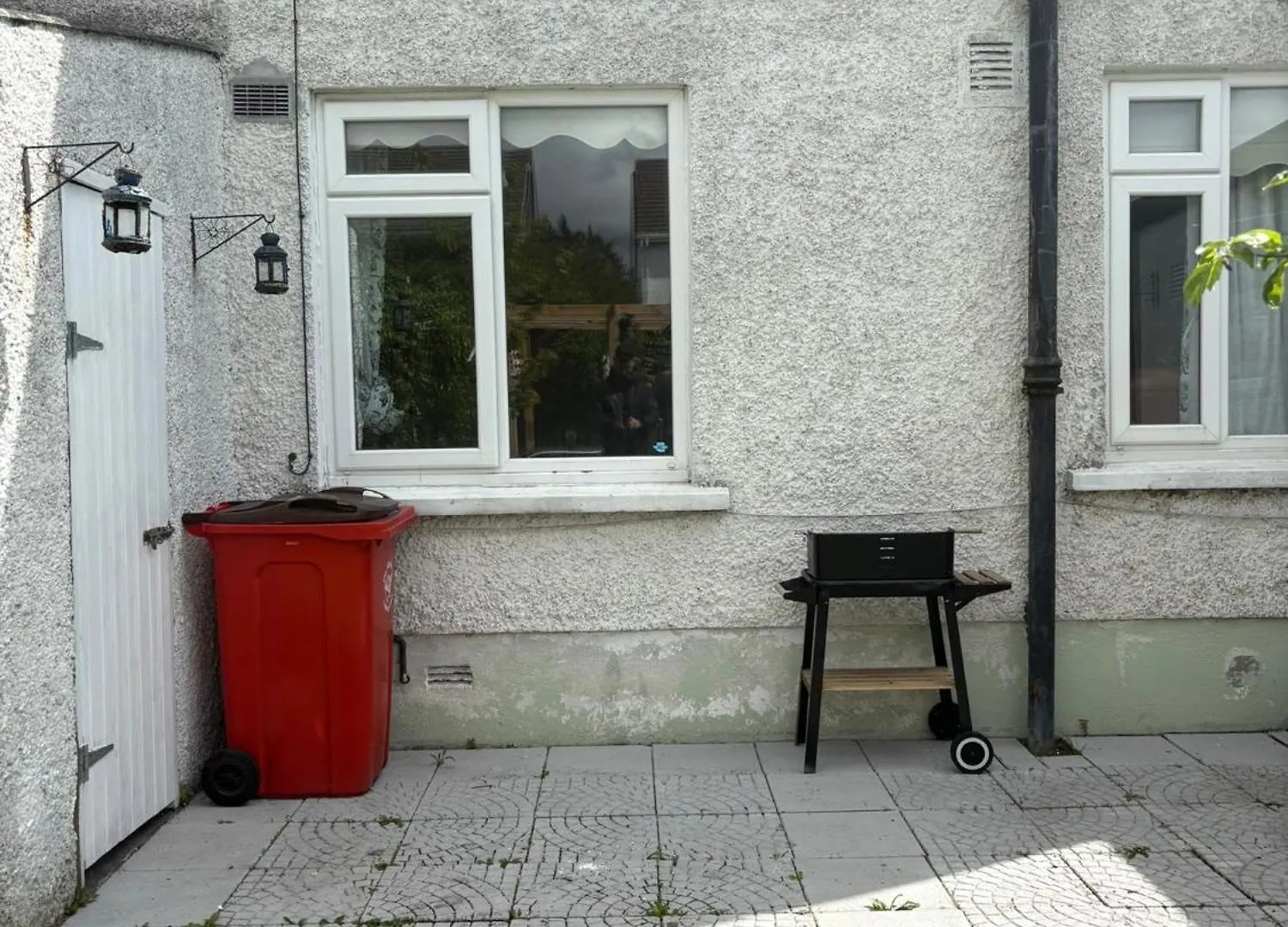 Superb Triple Room Near Airport - 4 Dublin Guest house