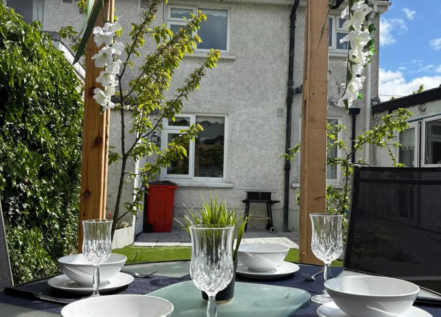 Guest house Superb Triple Room Near Airport - 4 Dublin Ireland